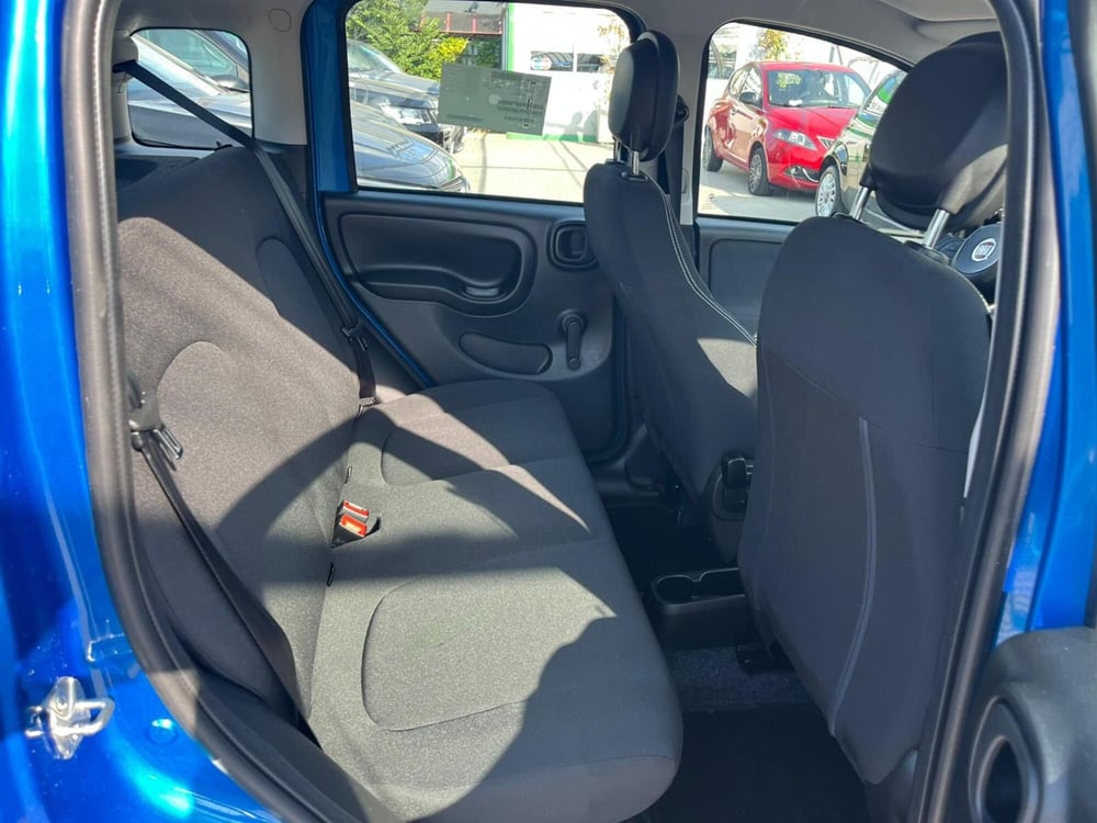 Fiat Panda Cross nuova a Milano (14)