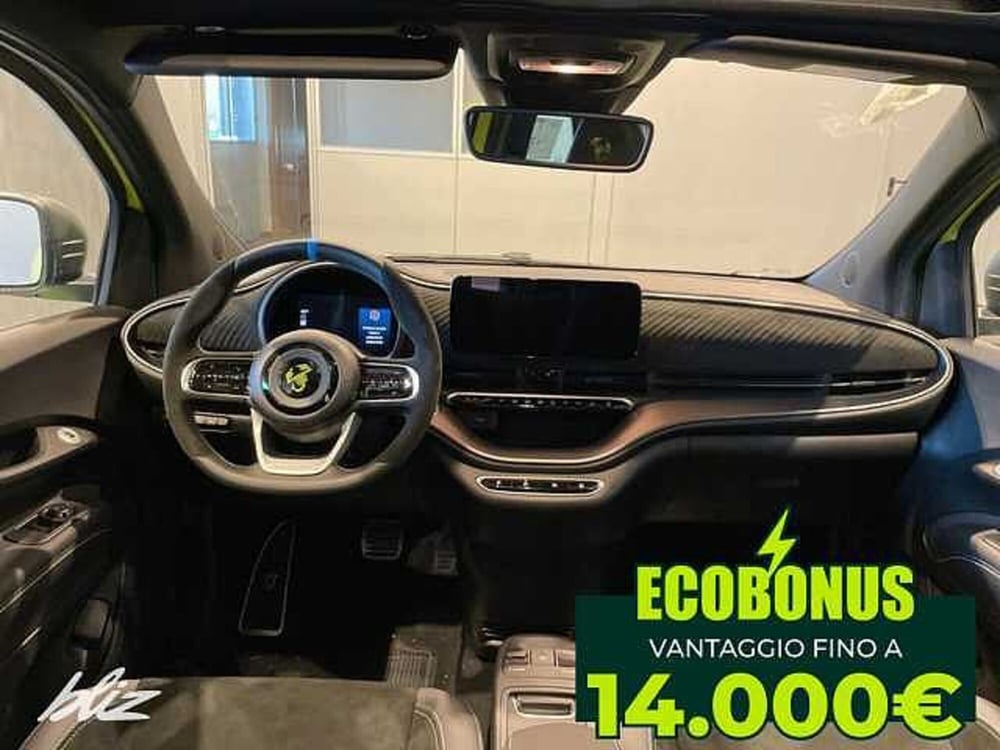 Abarth 500e nuova a Udine (12)
