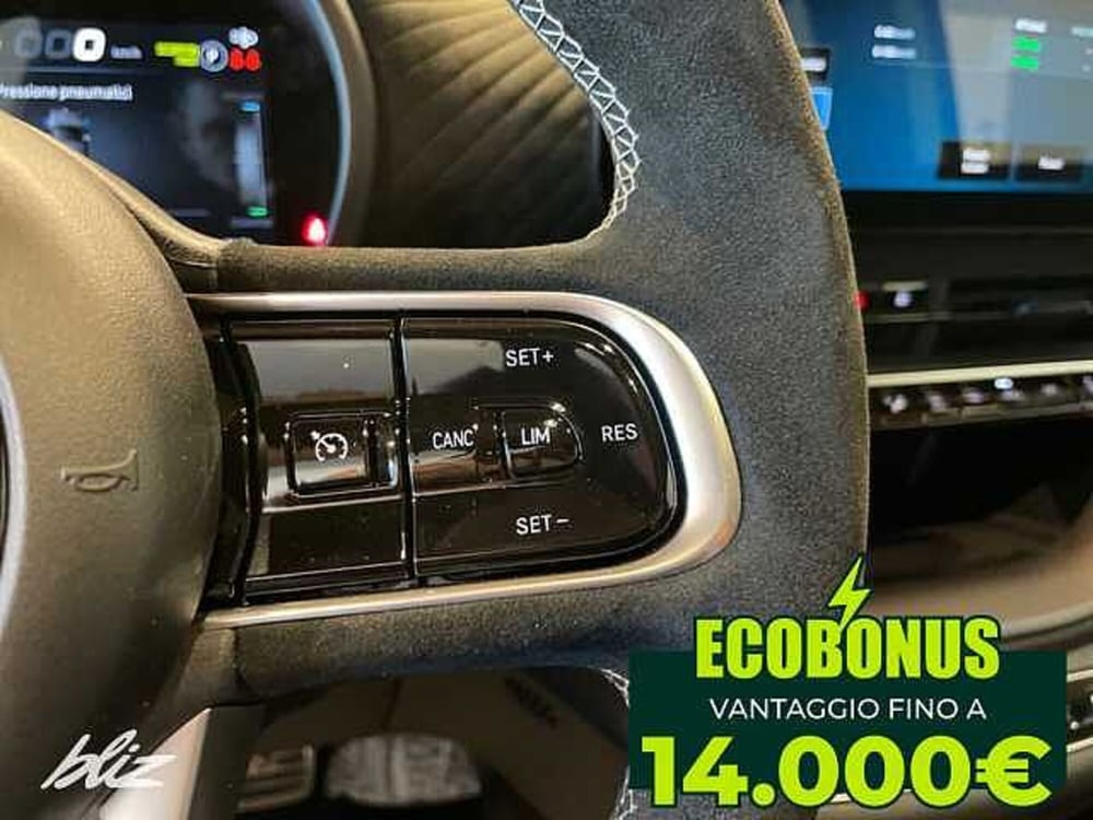 Abarth 500e nuova a Udine (15)