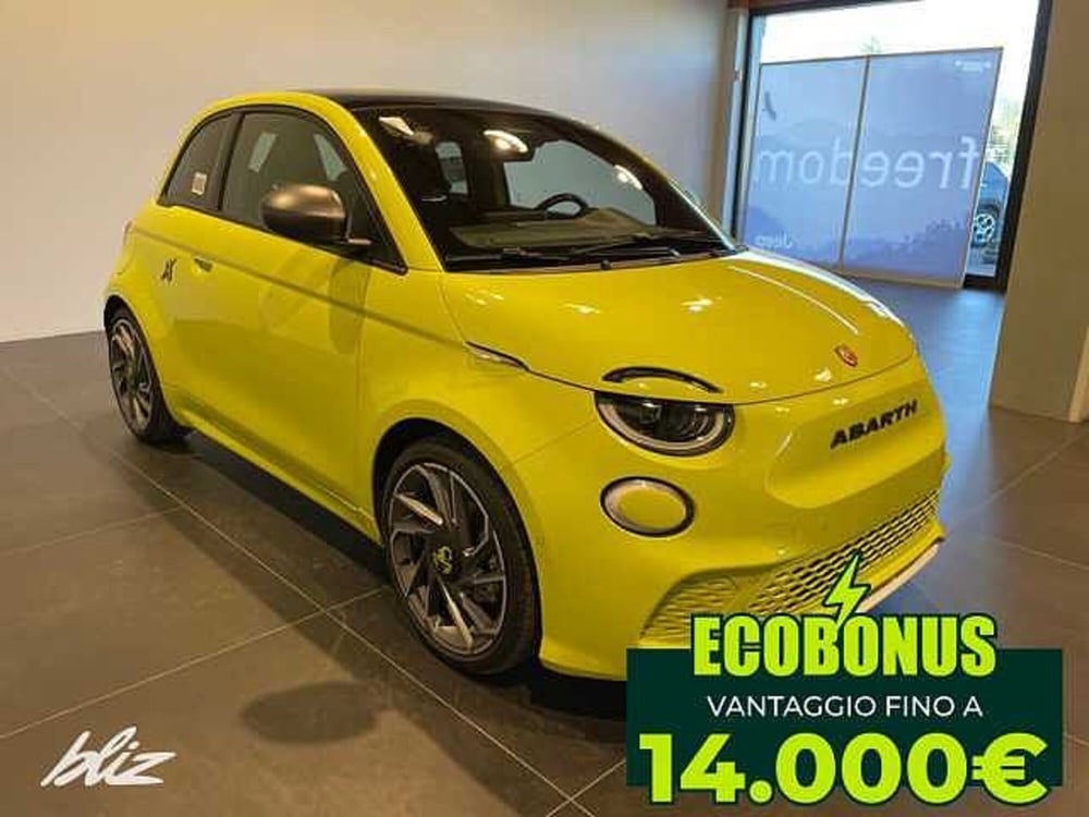 Abarth 500e nuova a Udine (7)