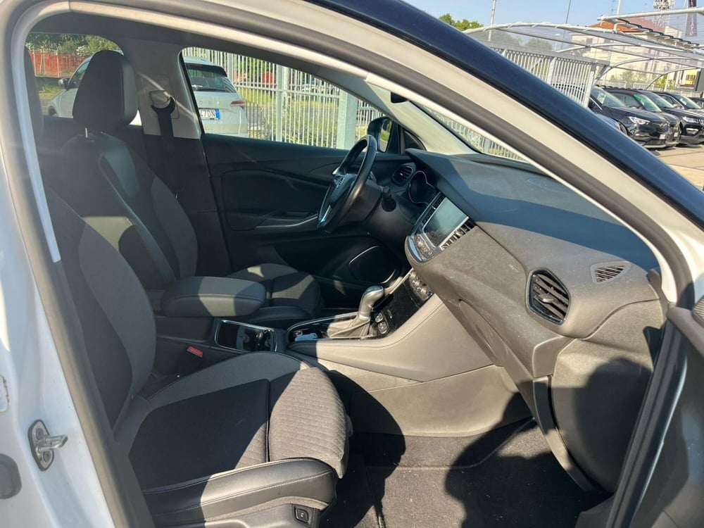Opel Grandland usata a Milano (12)
