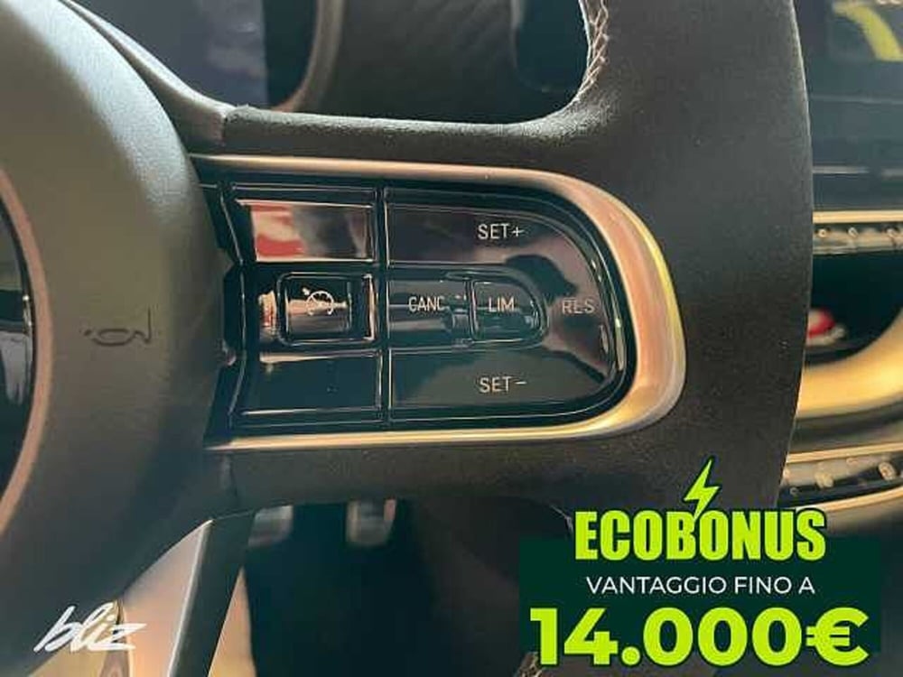 Abarth 500e nuova a Udine (11)