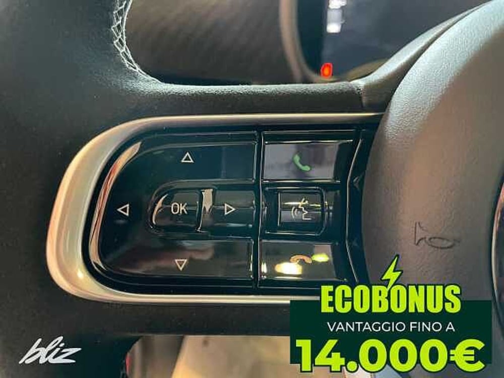 Abarth 500e nuova a Udine (12)