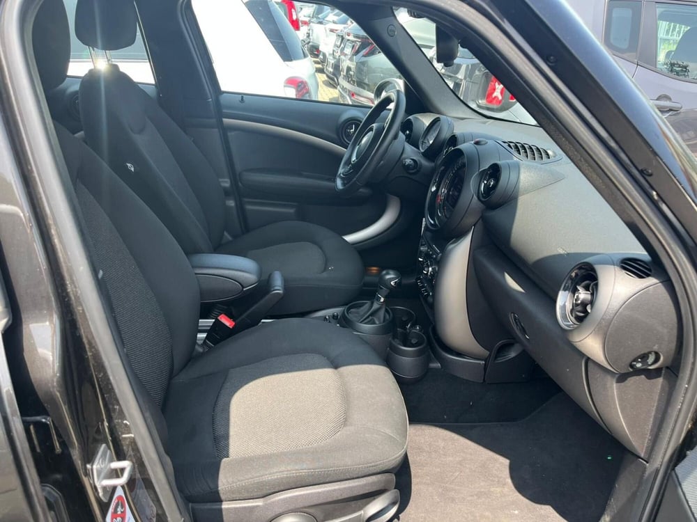 MINI Mini Countryman usata a Milano (10)