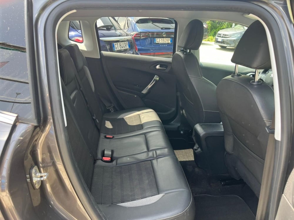 Peugeot 2008 usata a Milano (14)