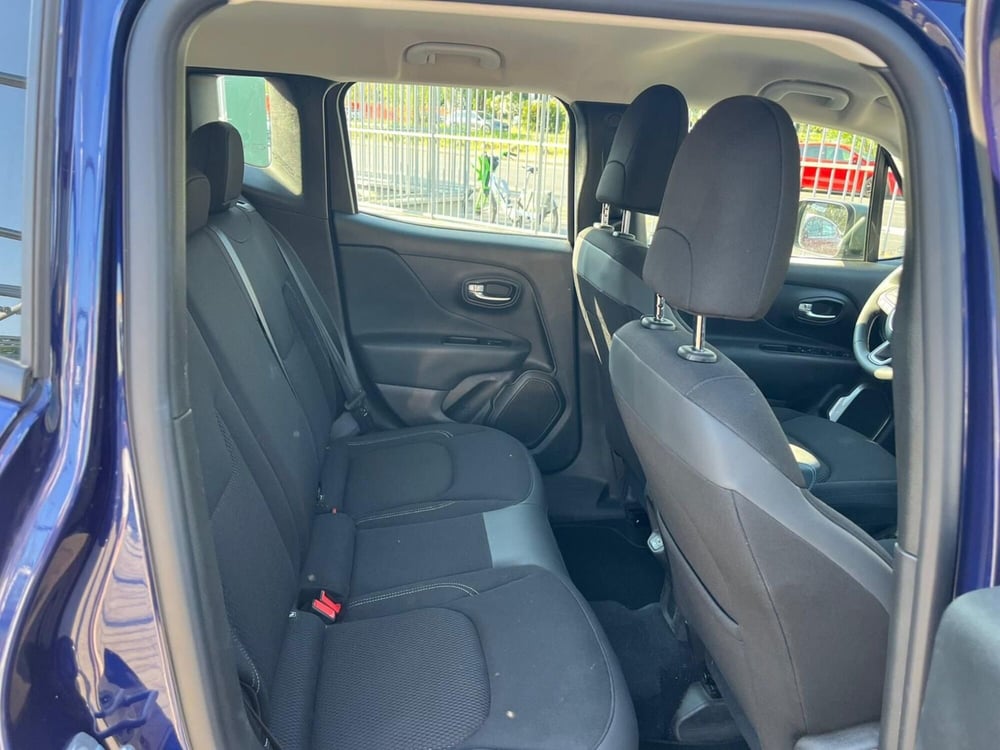 Jeep Renegade usata a Milano (15)