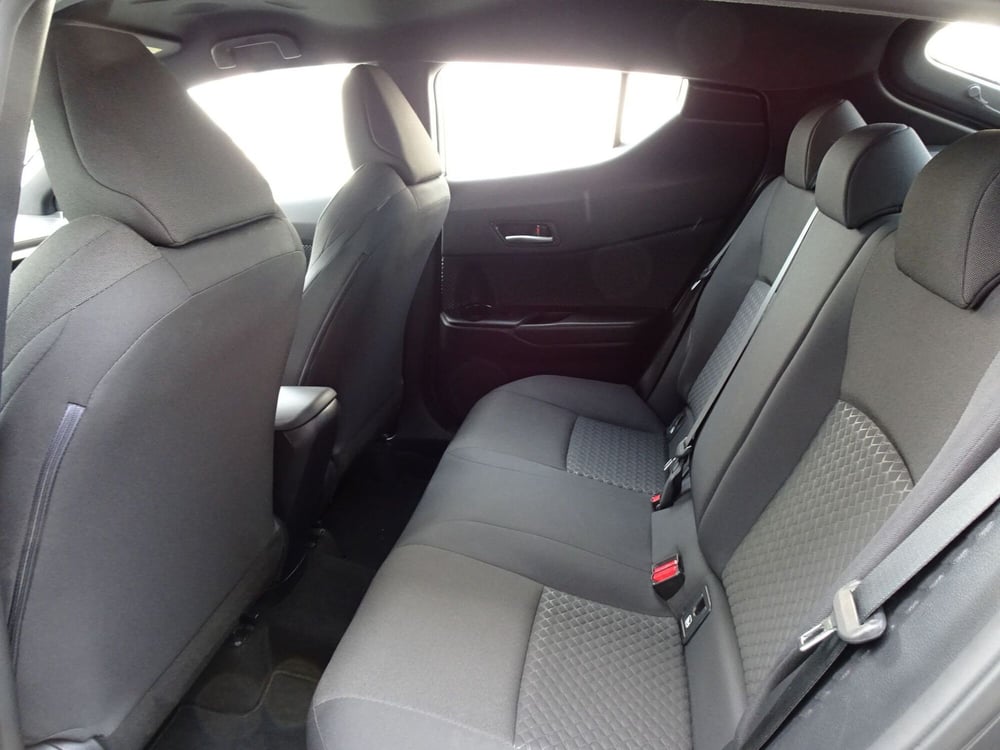 Toyota Toyota C-HR usata a Treviso (11)