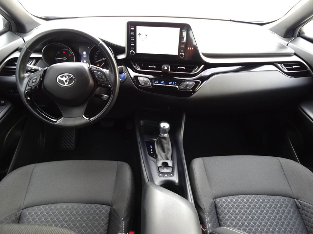 Toyota Toyota C-HR usata a Treviso (13)
