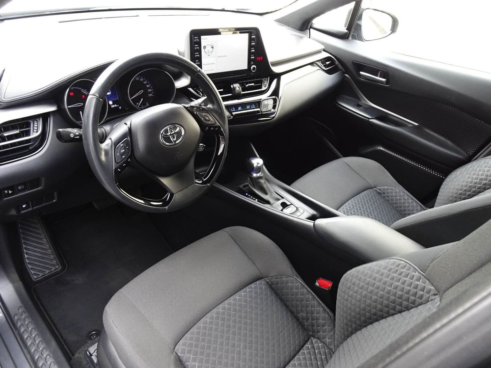 Toyota Toyota C-HR usata a Treviso (9)