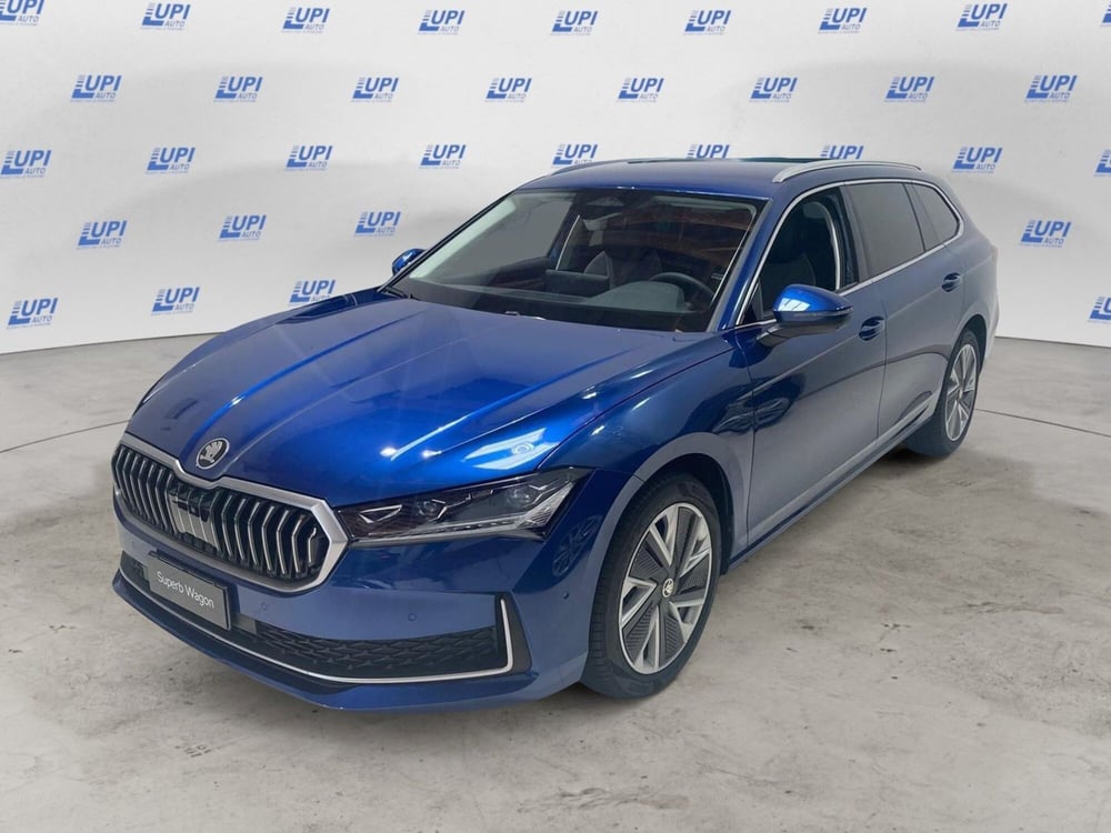Skoda Superb nuova a Prato