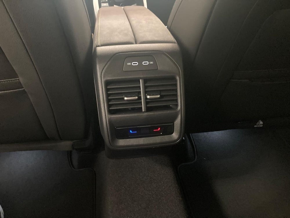 Skoda Superb nuova a Prato (14)