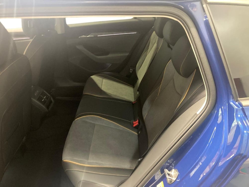 Skoda Superb nuova a Prato (8)