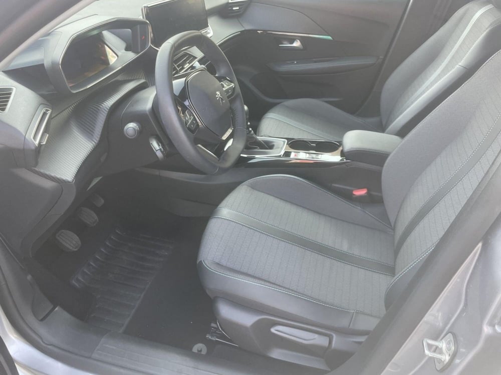 Peugeot 208 usata a Firenze (12)
