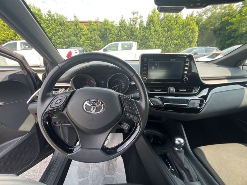 Toyota Toyota C-HR usata a Vicenza (12)