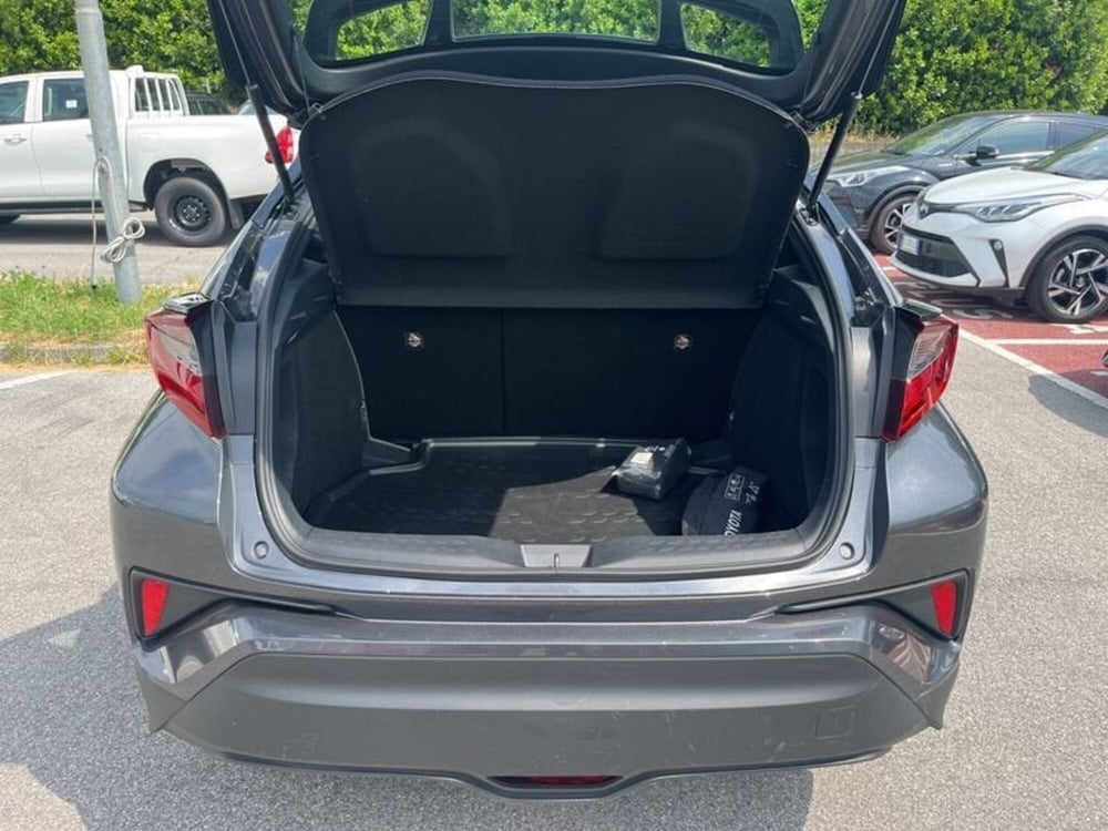 Toyota Toyota C-HR usata a Vicenza (9)