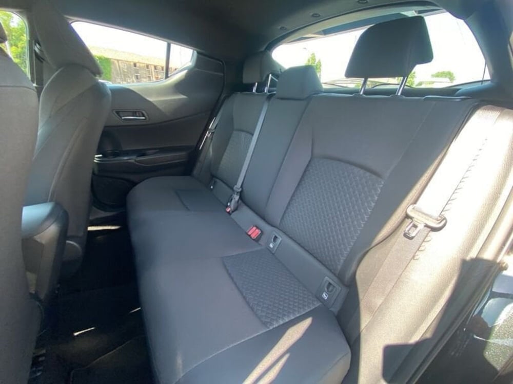 Toyota Toyota C-HR usata a Vicenza (17)
