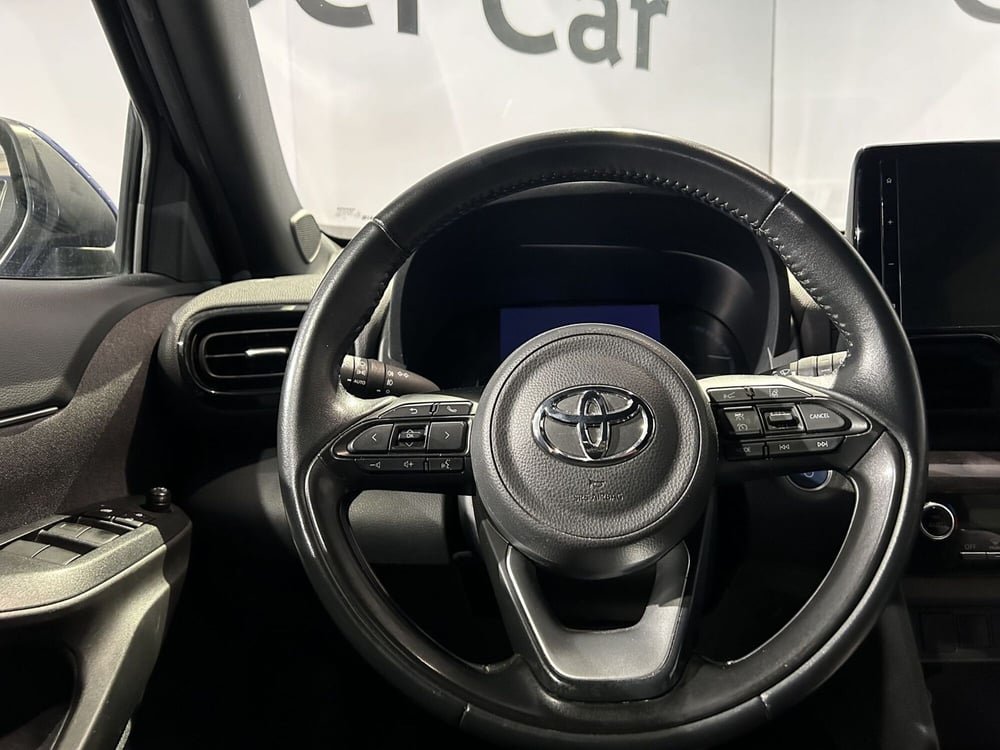 Toyota Yaris Cross usata a Milano (11)