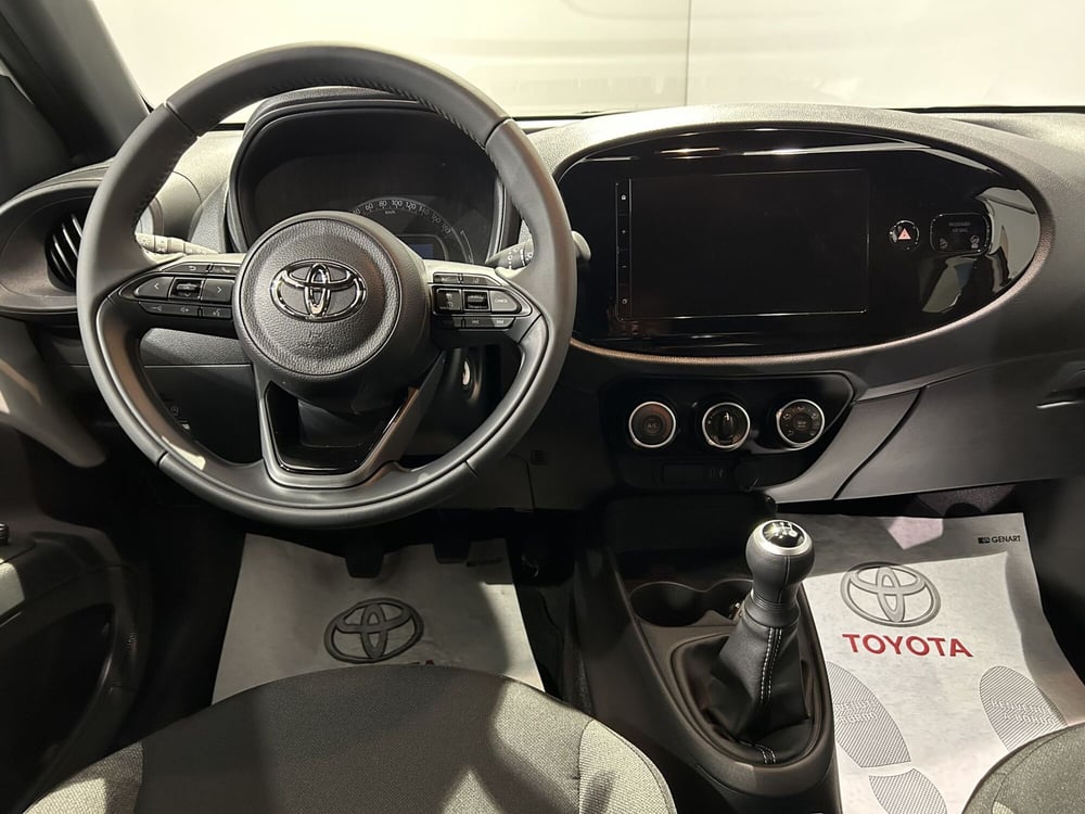 Toyota Aygo X nuova a Milano (8)