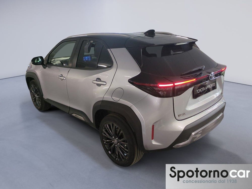 Toyota Yaris Cross usata a Milano (4)