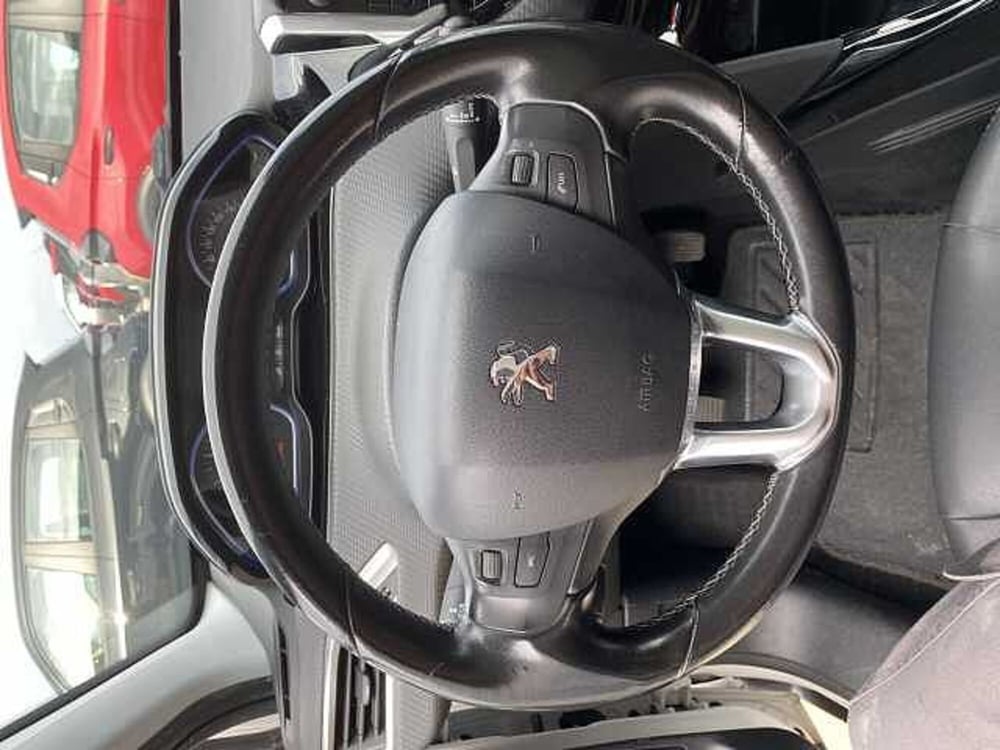 Peugeot 2008 usata a Catania (12)