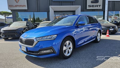 Skoda Octavia Station Wagon 1.5 G-TEC DSG Wagon Executive del 2022 usata a Livorno