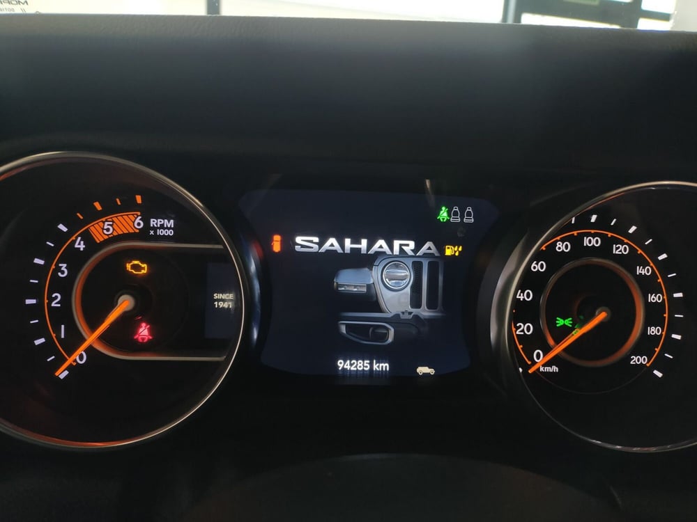 Jeep Wrangler Unlimited usata a Reggio Emilia (13)