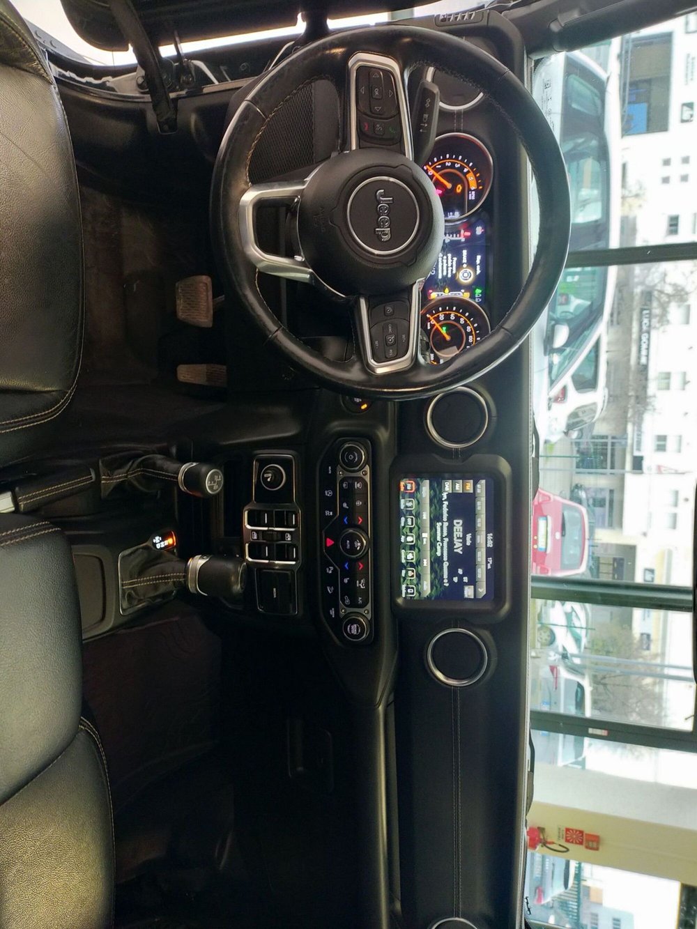 Jeep Wrangler Unlimited usata a Reggio Emilia (15)