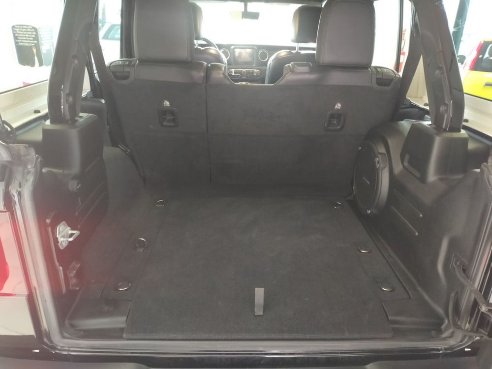 Jeep Wrangler Unlimited usata a Reggio Emilia (8)