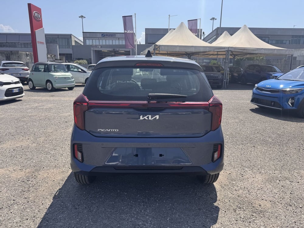Kia Picanto nuova a La Spezia (6)