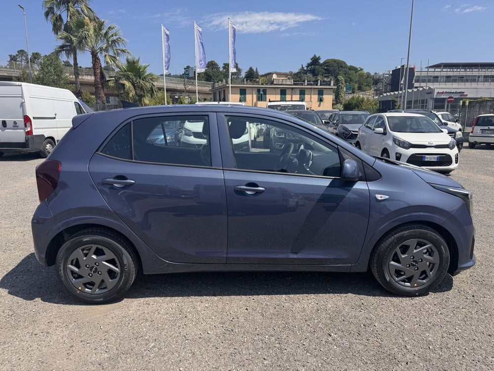 Kia Picanto nuova a La Spezia (8)