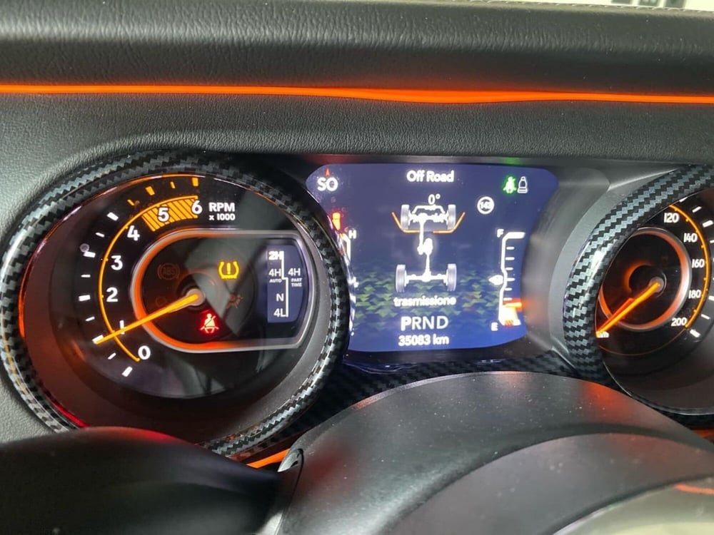 Jeep Wrangler usata a Bergamo (12)