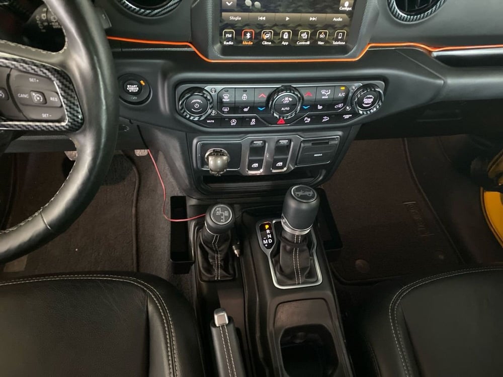 Jeep Wrangler usata a Bergamo (13)