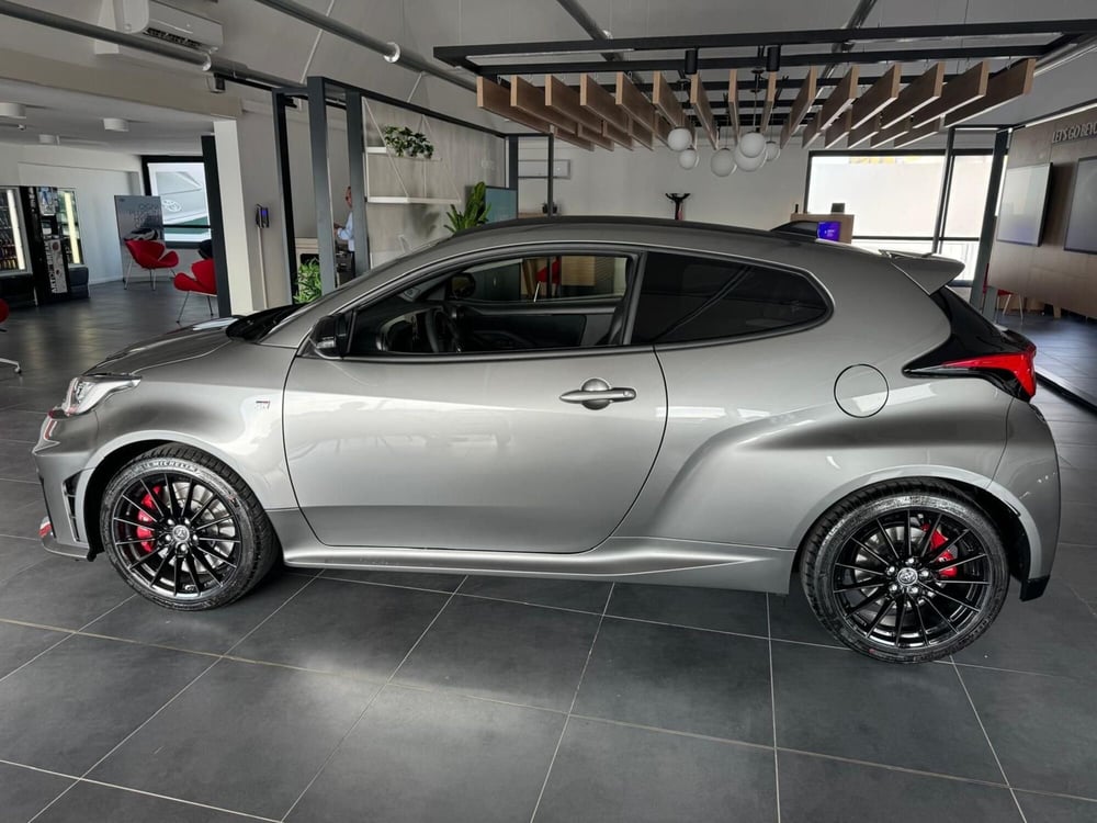 Toyota GR Yaris nuova a Modena (8)