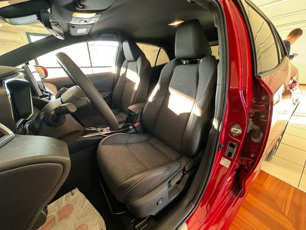 Toyota Corolla nuova a Modena (11)