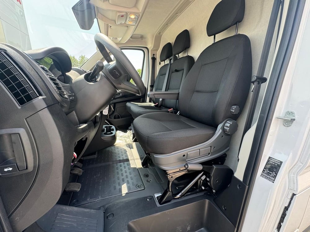 Toyota Proace Max Furgone nuova a Modena (14)