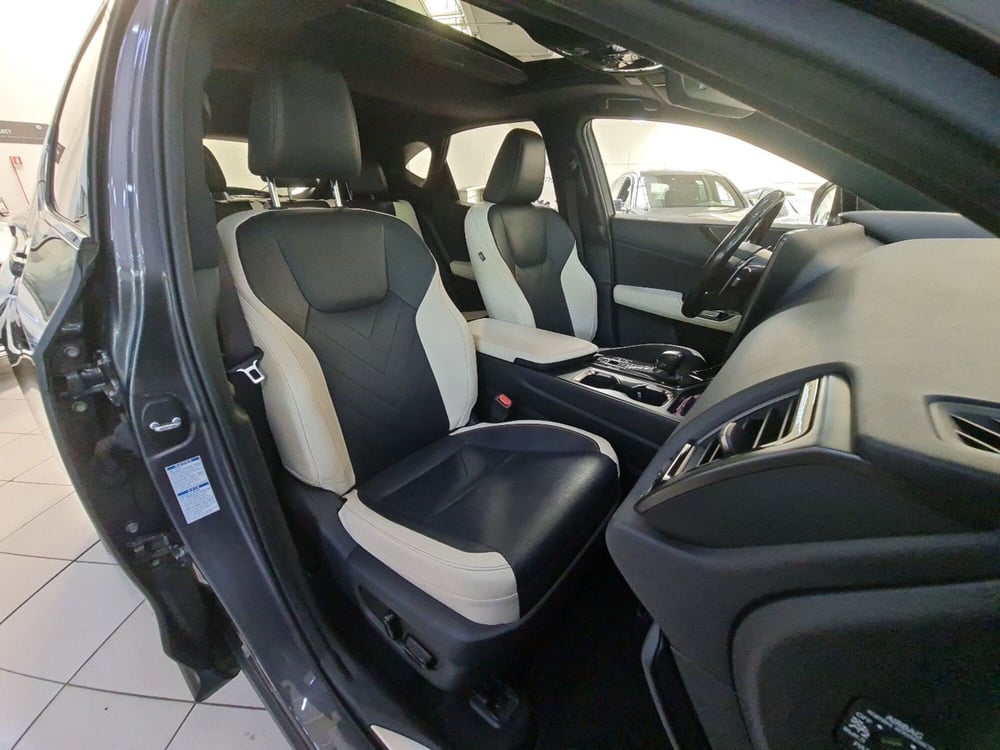 Lexus NX usata a Bologna (12)