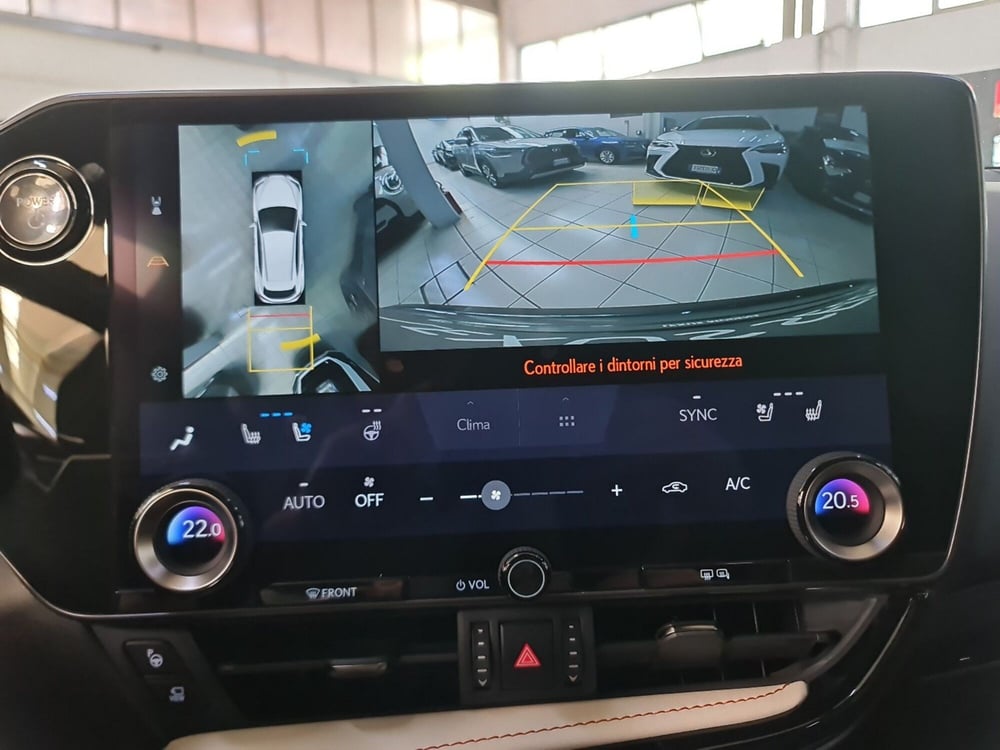 Lexus NX usata a Bologna (16)