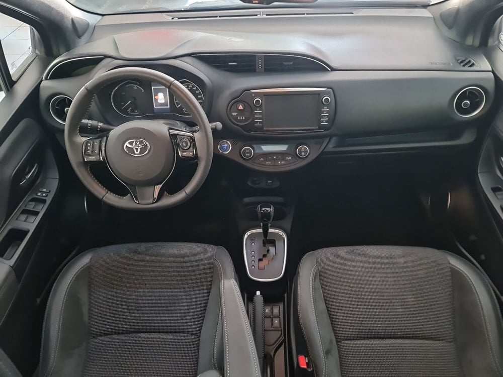 Toyota Yaris usata a Bologna (10)