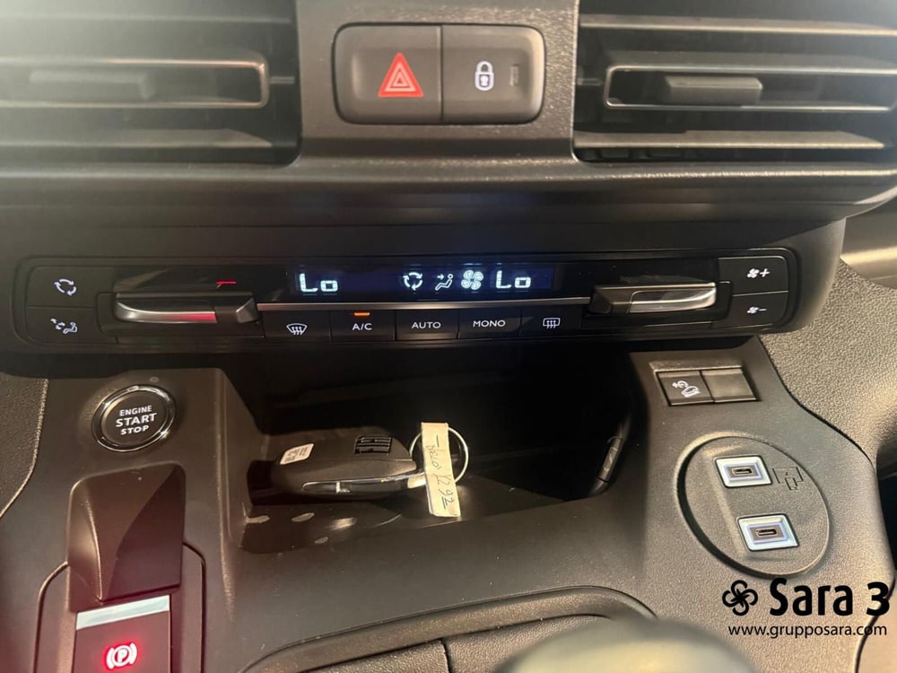 Fiat Doblò nuova a Benevento (14)