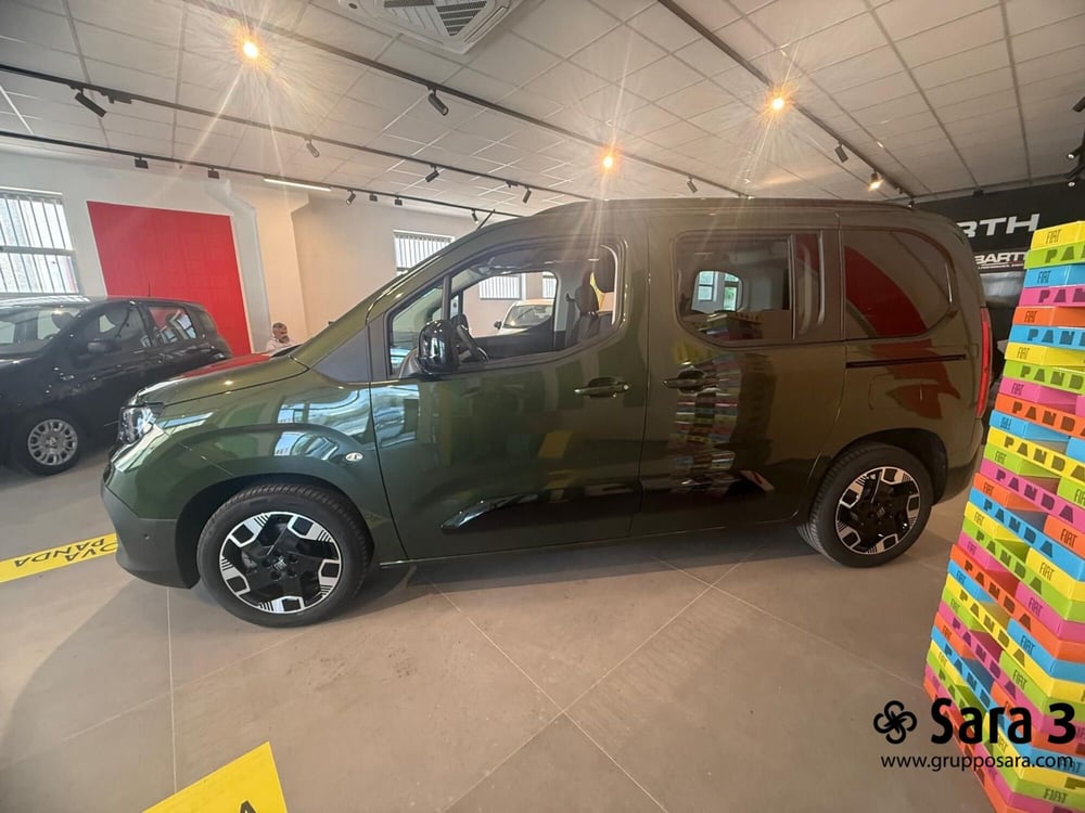 Fiat Doblò nuova a Benevento (4)