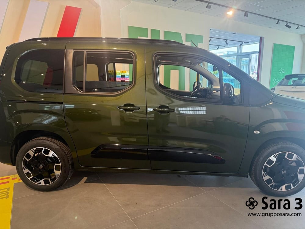 Fiat Doblò nuova a Benevento (5)