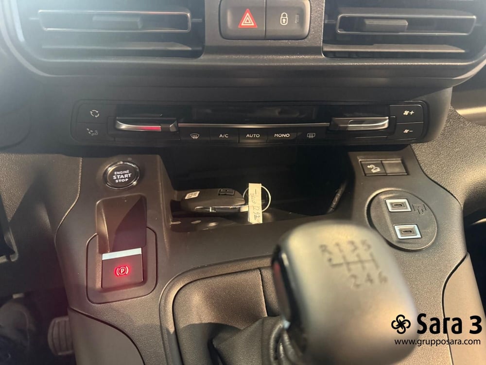 Fiat Doblò nuova a Benevento (8)