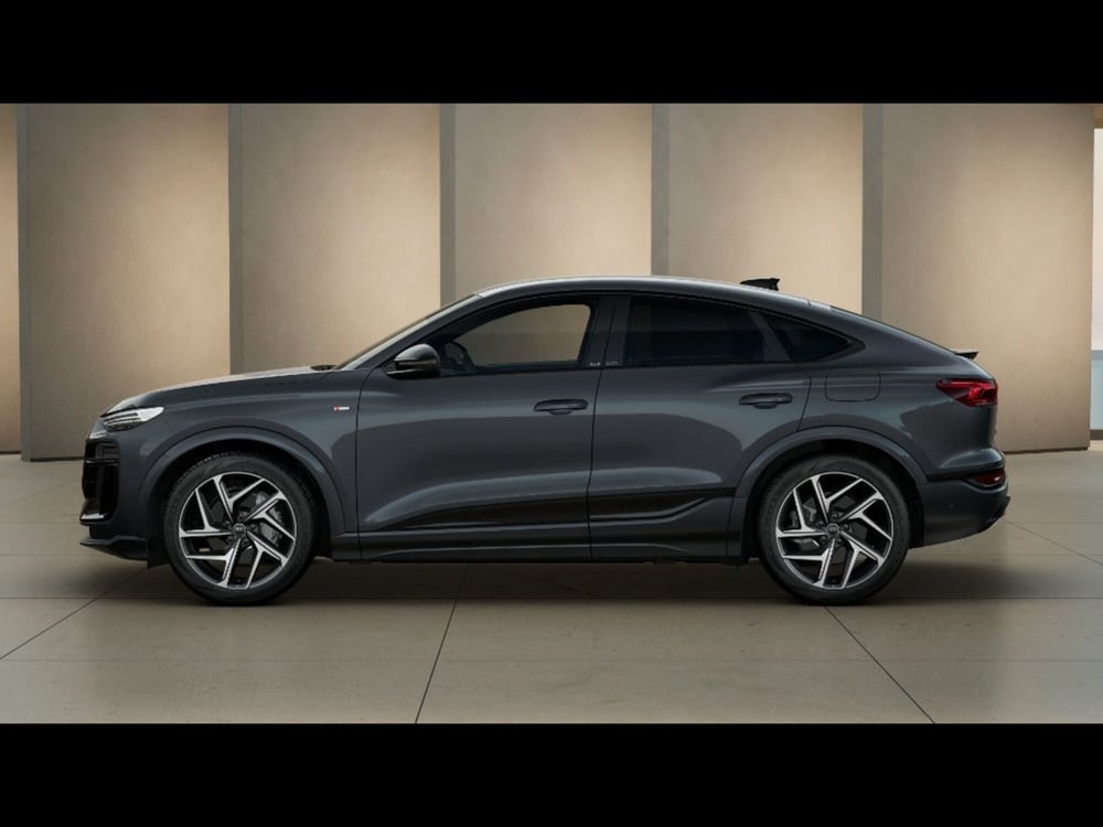 Audi Q6 Sportback nuova a Livorno (2)