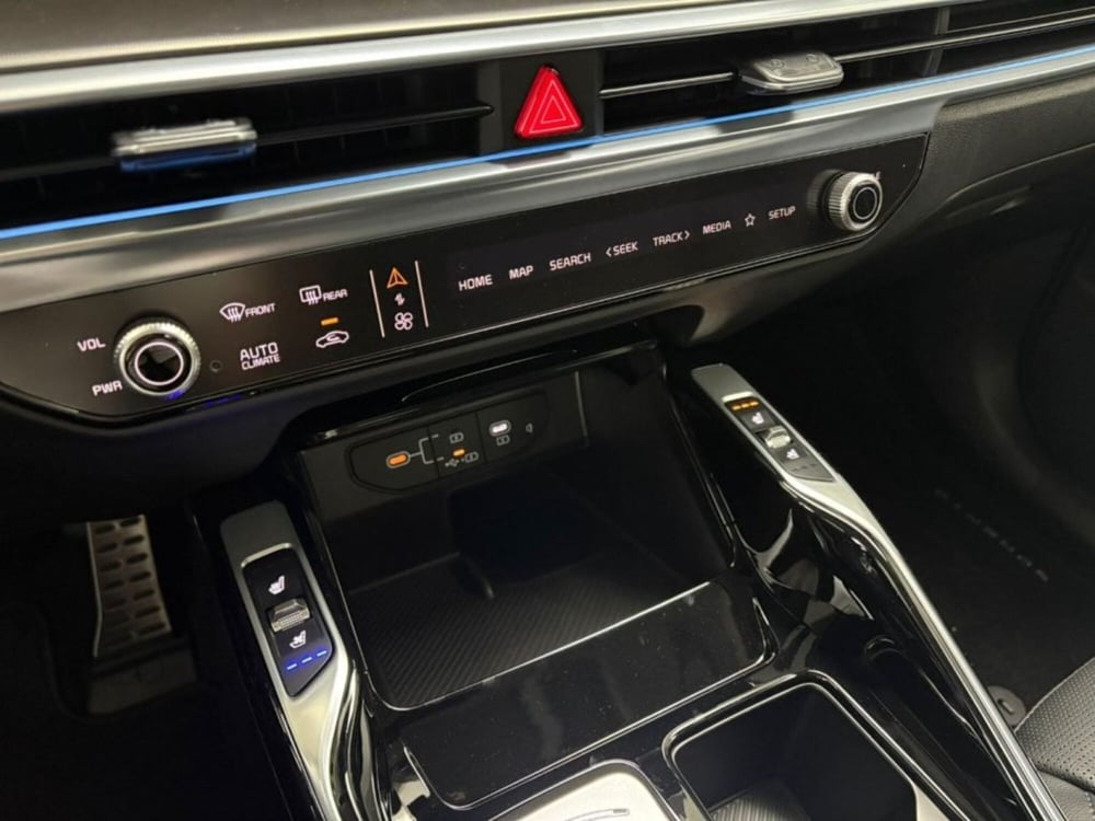 Kia Sorento nuova a Como (8)