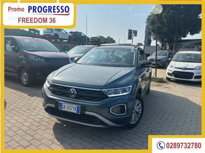 Volkswagen T-Roc 1.5 tsi Life dsg del 2022 usata a Sesto San Giovanni