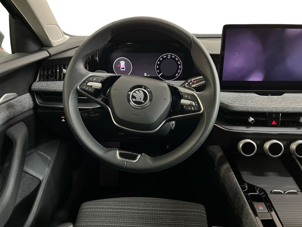 Skoda Superb usata a Lecce (11)