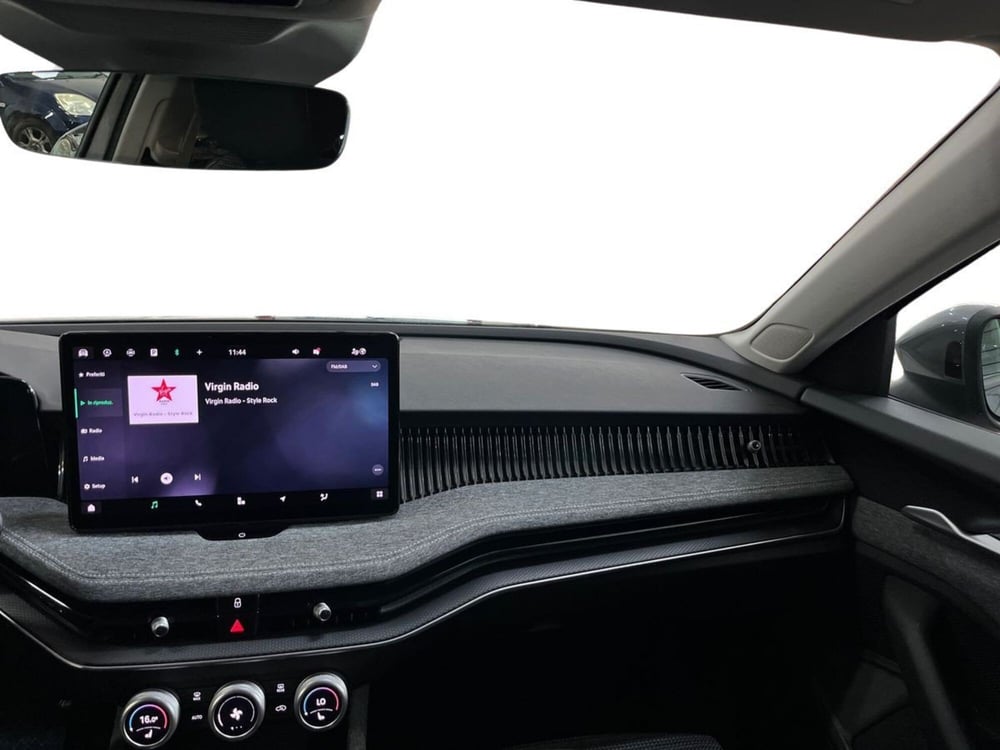 Skoda Superb usata a Lecce (15)