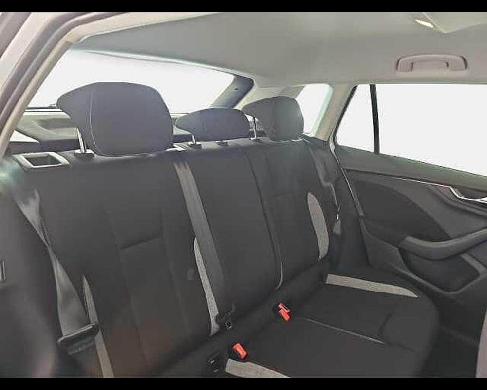 Skoda Kamiq usata a Roma (9)