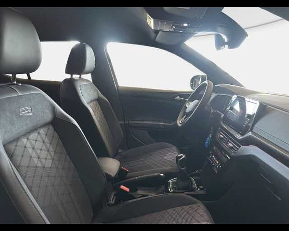 Volkswagen T-Cross nuova a Roma (8)