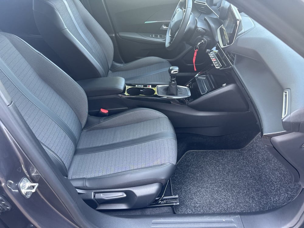 Peugeot 2008 usata a Ferrara (11)